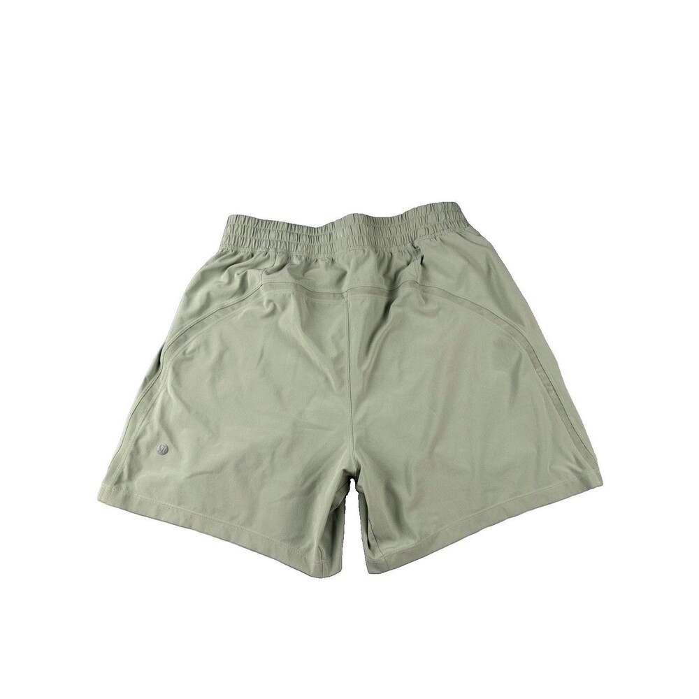 Lululemon Pace Breaker Linerless Short 5” Inseam Size Small